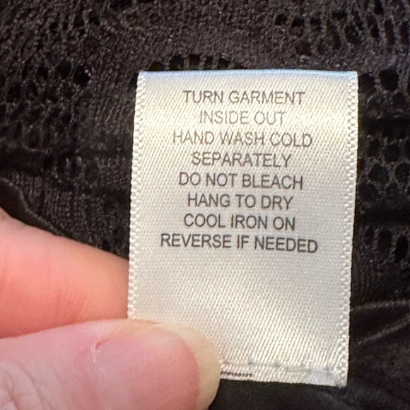 NSR Women’s Black Lace Overlay Dress with Peekaboo Waist Size XS NWT - Picture 14 of 15